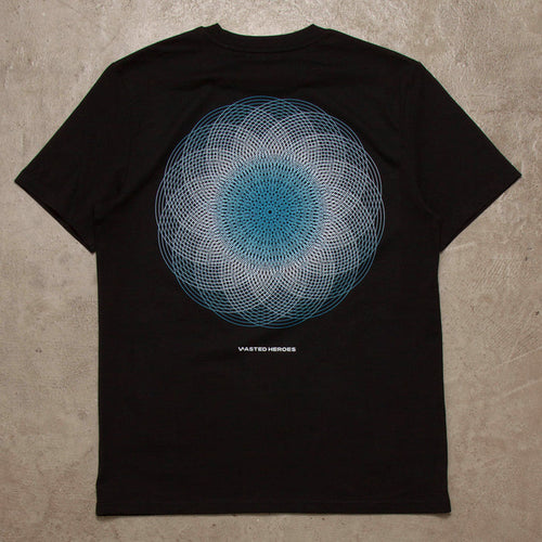 003 Geometric Back Print - Tshirt - Black