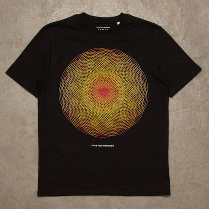 004 Geometric Front Print - Tshirt - Black