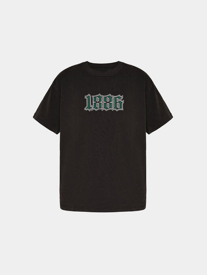 1886 SCRIPTED STORY T-SHIRT - DARK GREY