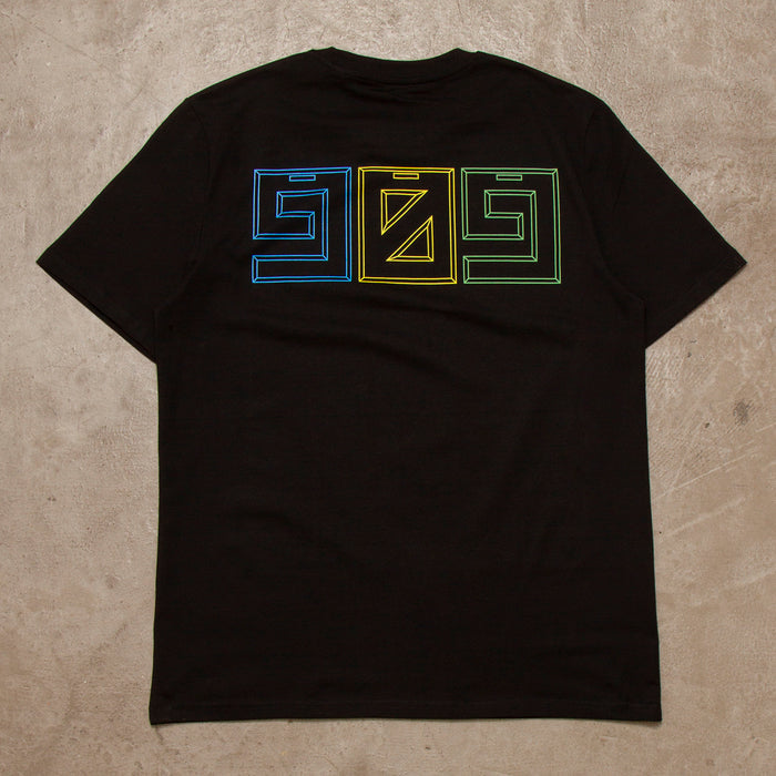 909 Colour Horizontal Back Print - Tshirt - Black