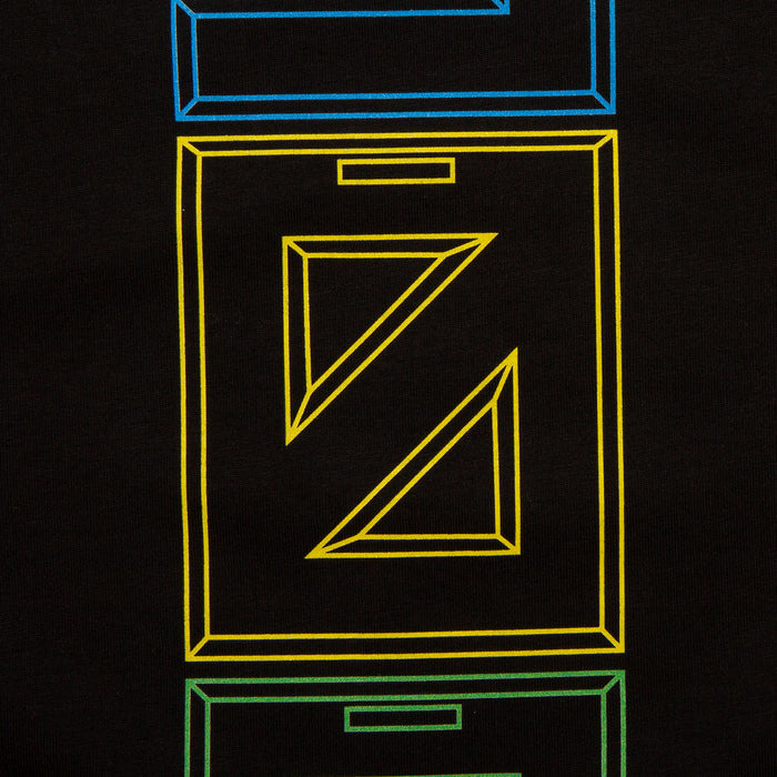 909 Colour Vertical Back Print - Tshirt - Black