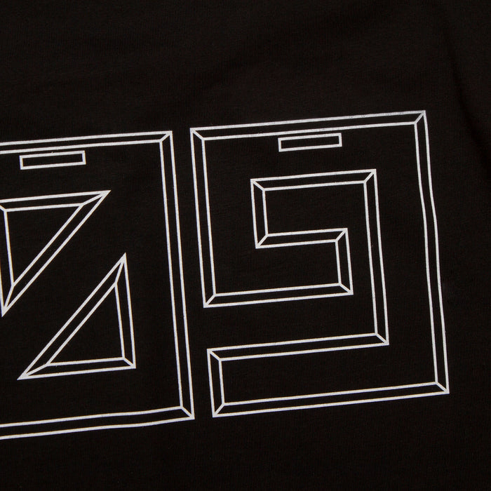 909 White Horizontal Front Print - Tshirt - Black