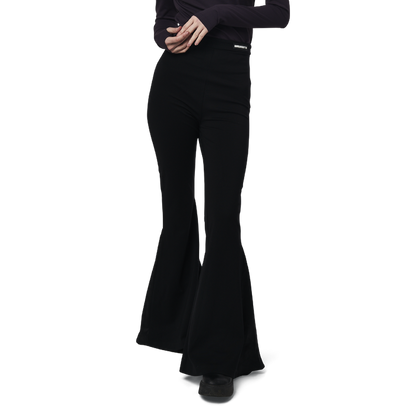Classic fit charleston cut pants in black fabric featuring Eighteen Eighty-Six logo patch sewn at waist. High waist.