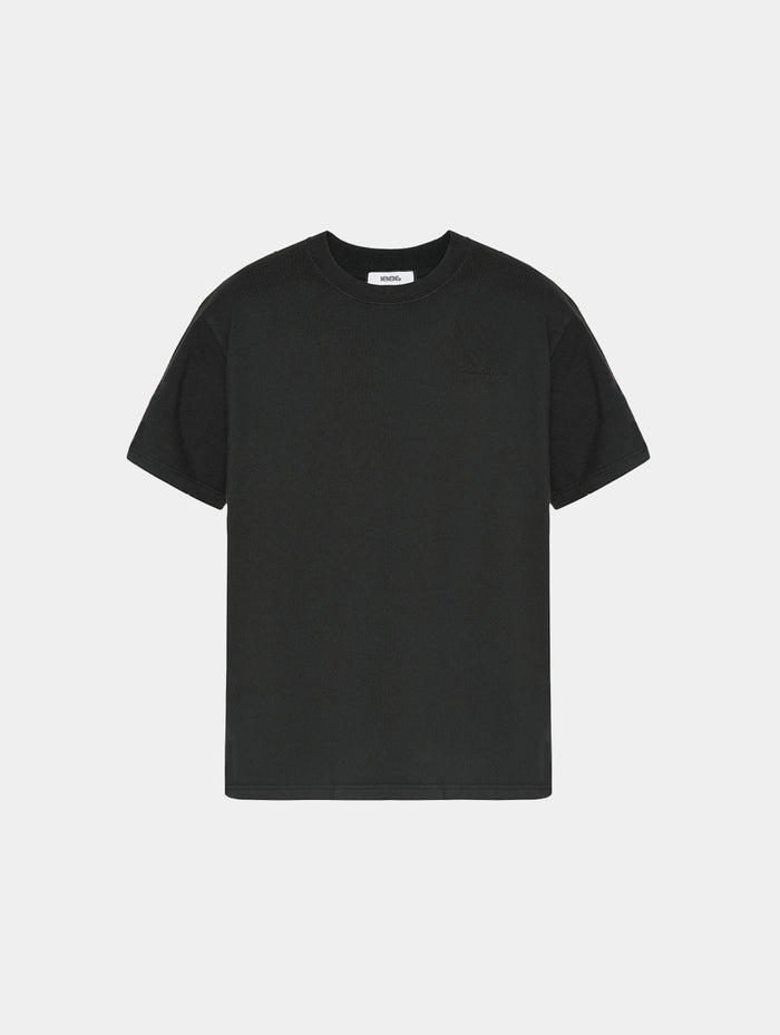 CLASSIC BLACK T-SHIRT