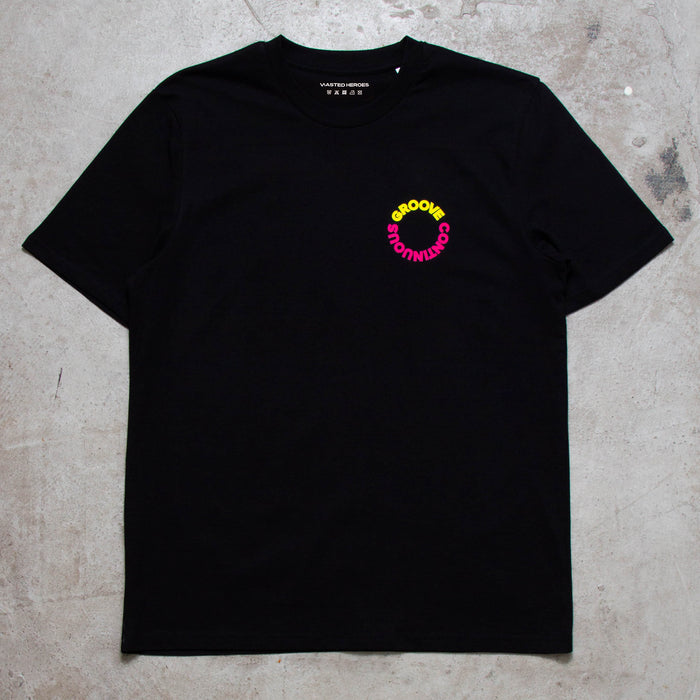MY Continuous Groove Back Print - Tshirt - Black