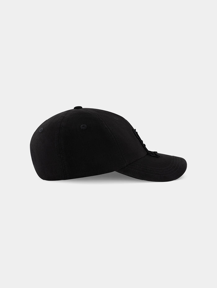 Signature E Logo Noir Cap