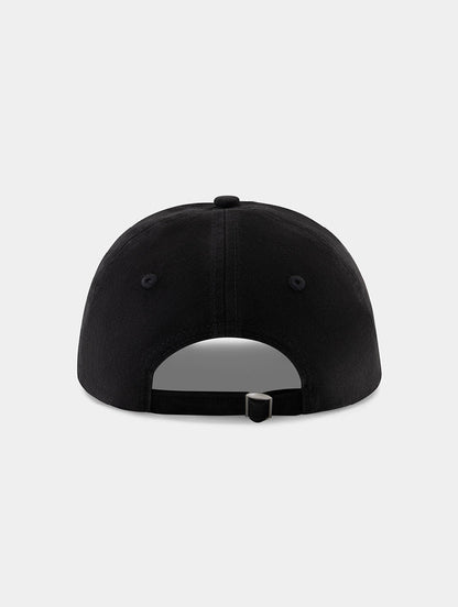 Signature E Logo Noir Cap