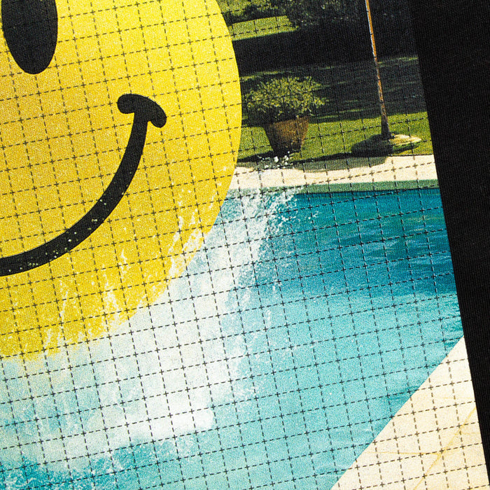 Smiley Poolside Trip Back Print - Sweatshirt - Black