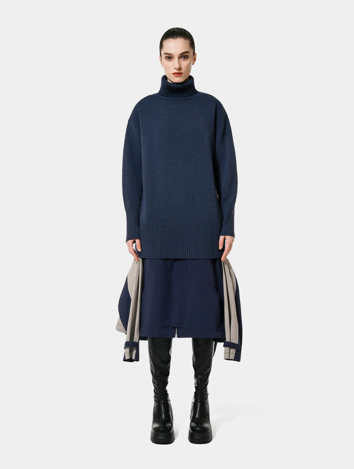 TURTLE NECK KNIT SWEATER- BLUE